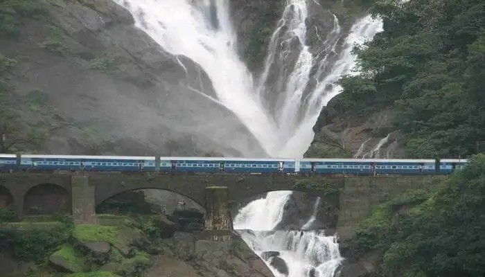 Indian Railways train